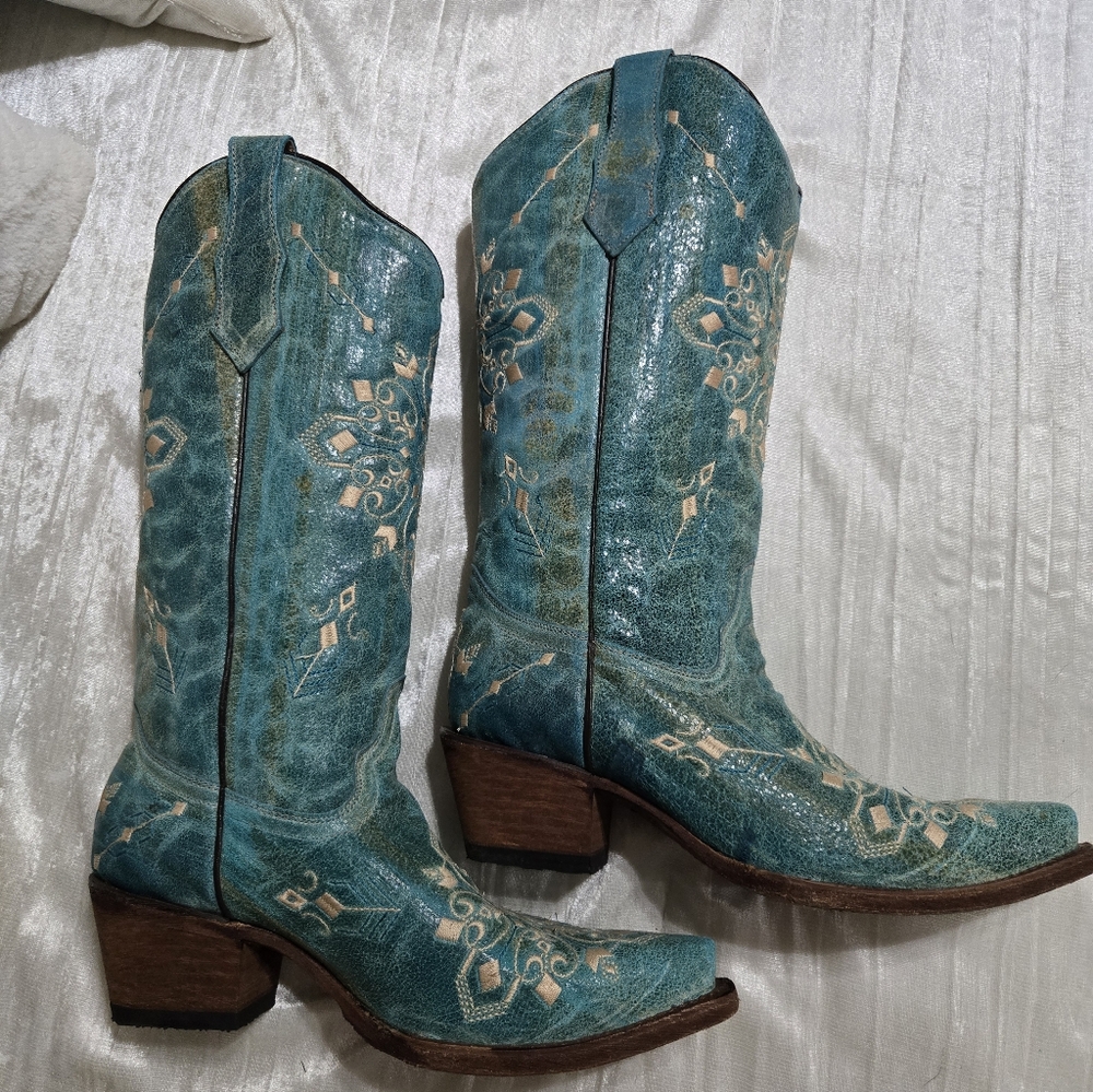 Circle G  Snip Toe Western Cowboy Boots Size 8 EUC!! Look Brand New!! - Picture 7 of 13